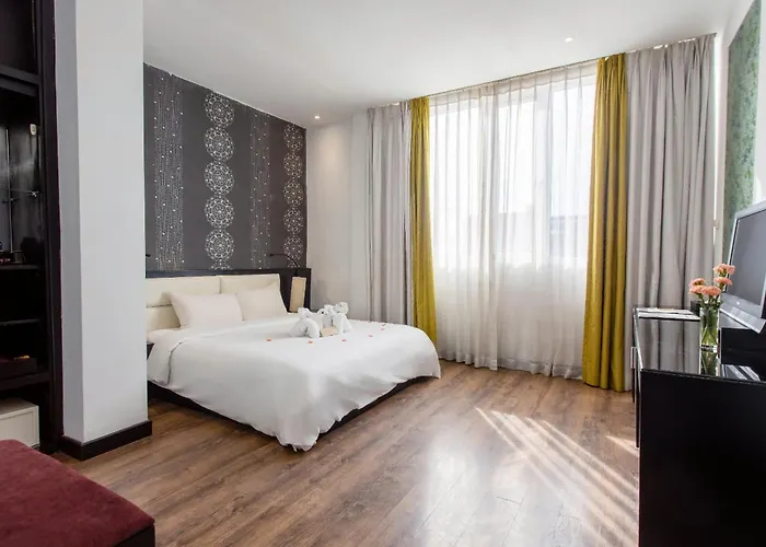 Orchid Hotel