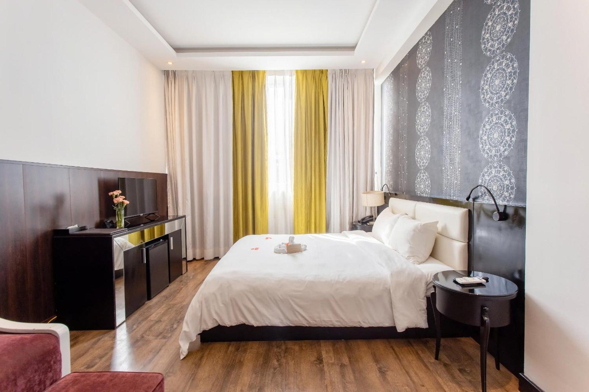 Orchid Hotel 3*