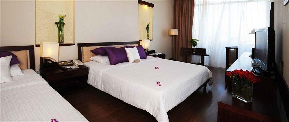 Orchid Hotel 3*